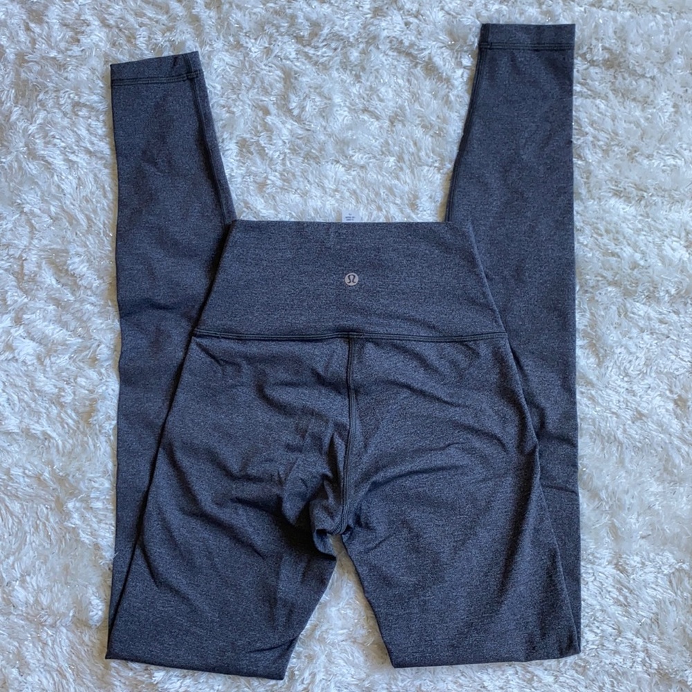 Lulemon Size 4 Tall